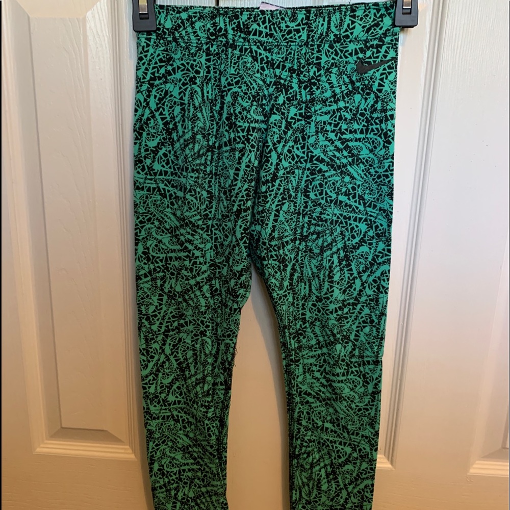Nike leggings